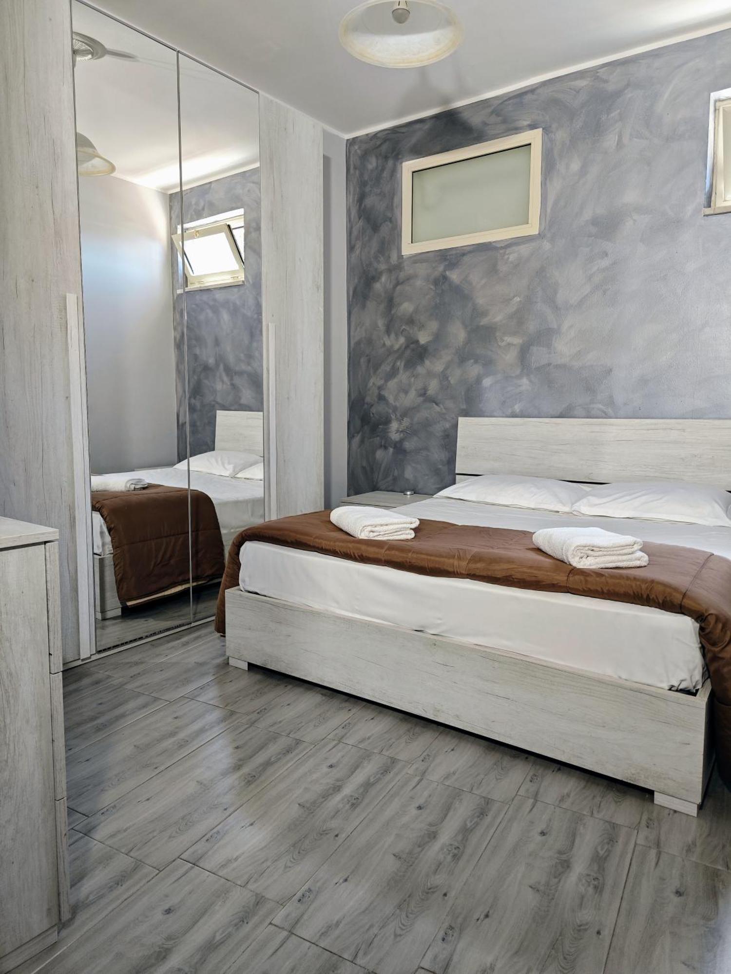 Etnapartment 2 Giardini Naxos Eksteriør billede