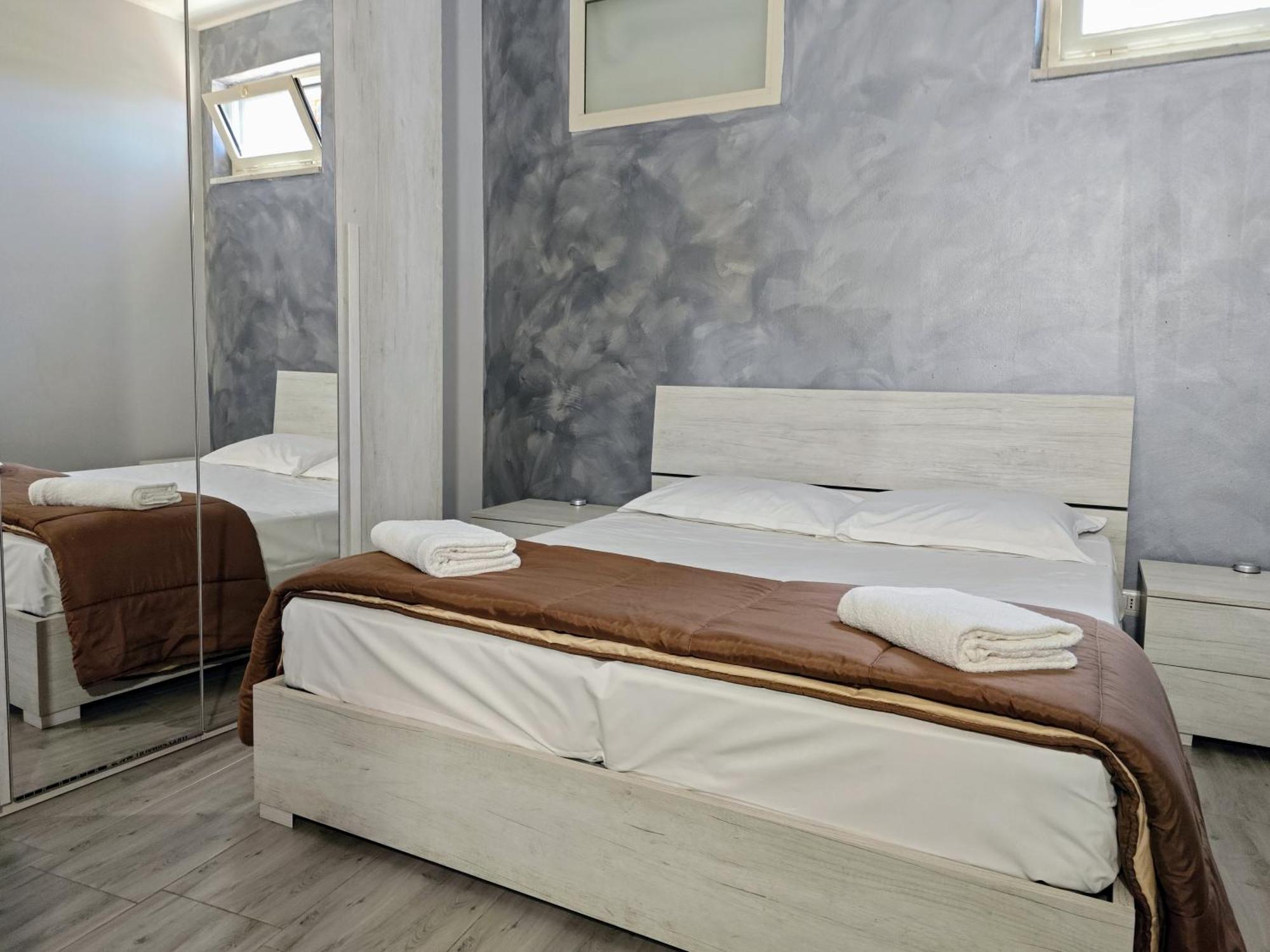 Etnapartment 2 Giardini Naxos Eksteriør billede
